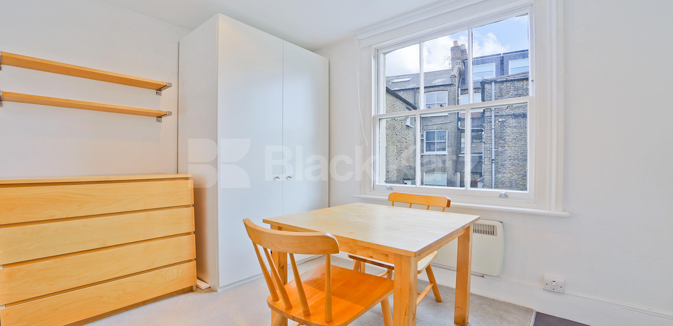 Radiantly warm Studio Apartment, Part Furnished Apartment in Handforth